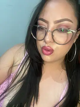 MileyGia 라이브 XXX 채팅
