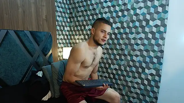 Show modela Joaho_Fernandez na web-kameri