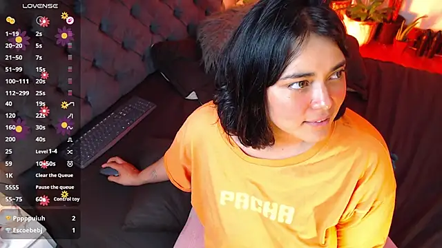 Chat +18 de VictoriaMontero30000 ao vivo