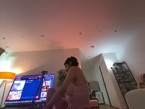 ap_couple12 élő XXX-chatje