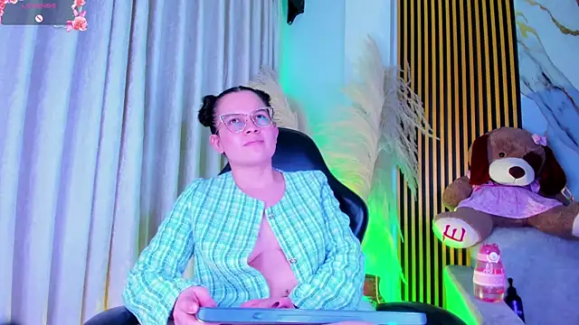 alejagarcia_ Chat XXX in diretta