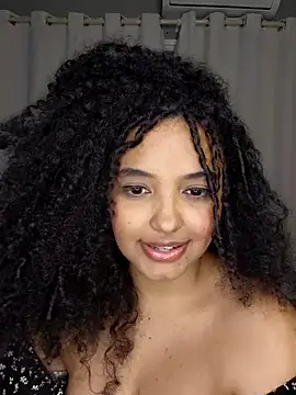 Chat +18 de QeenPandinha ao vivo