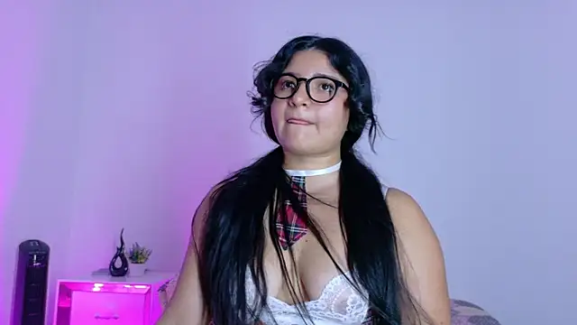 Онлайн чат XXX ayheleensexygirl-