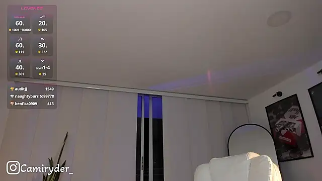 Chat +18 de CamiRyder ao vivo