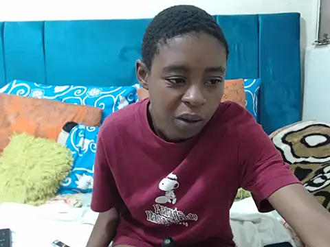 SweetSlenderChoc live XXX chat