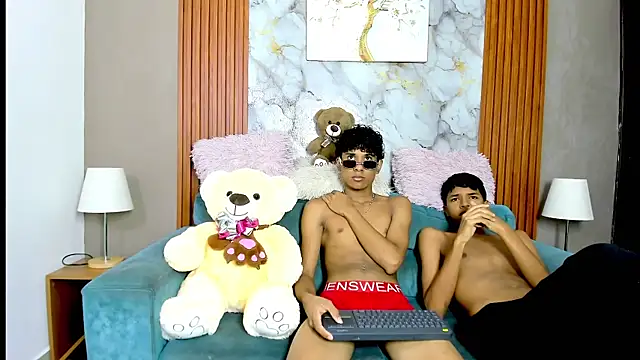 Chat XXX ao vivo de BOUL_GUYS
