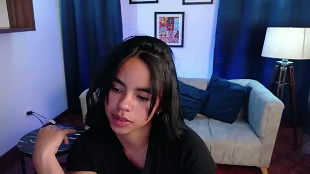 Chat +18 de SofiaMante_ ao vivo