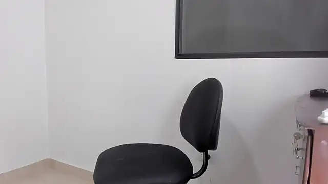Czat XXX na żywo – Emma_lean