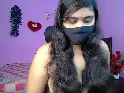 Chat +18 de Maiya_Amber ao vivo