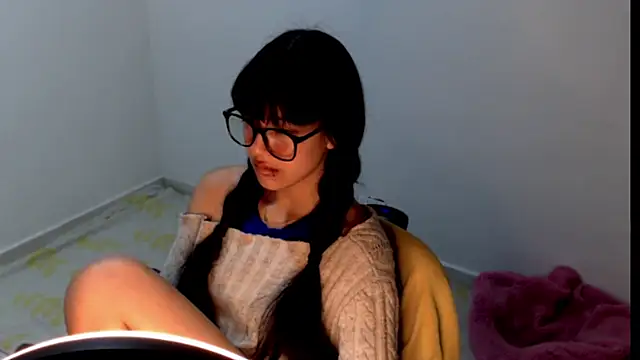 Онлайн чат XXX meganmiauu