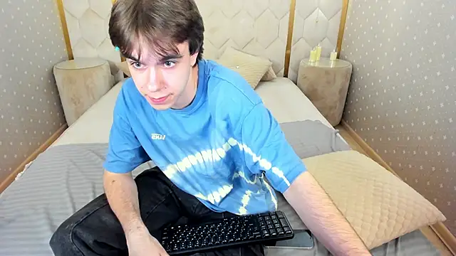 DaveBevy Live XXX Chat