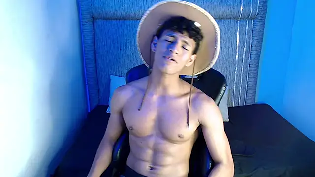 Chat XXX en directo de Nicolas_brown_