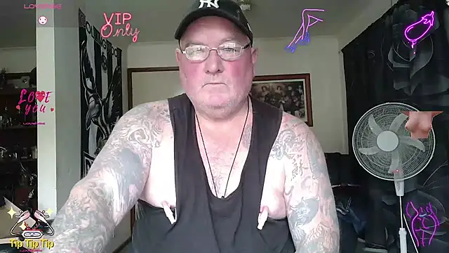 Вебкам-шоу KINKYBLUEYES69