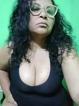 Amarantha25のライブXXXチャット