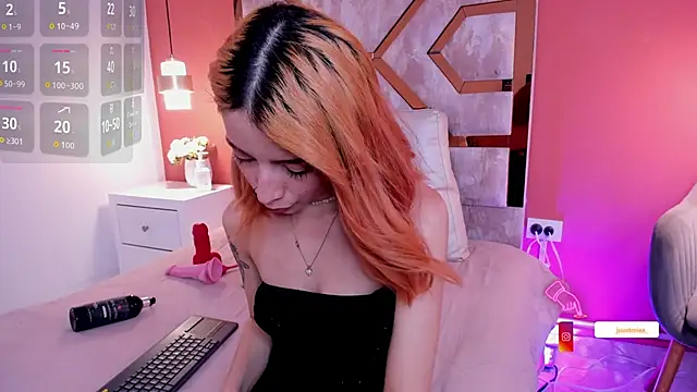 Justmia69のライブXXXチャット