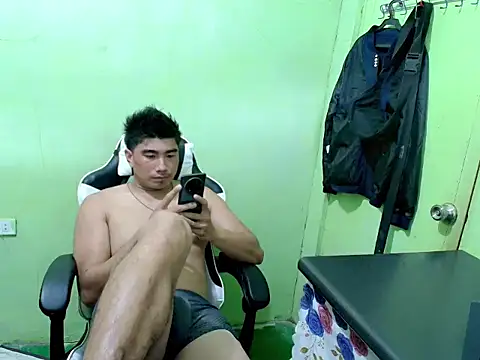 Hunkfireman 现场XXX聊天