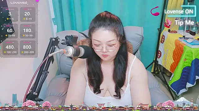แชท XXX สดของ AngelwithEcup