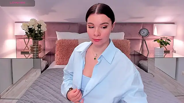 XXX chat uživo modela MiaMuse