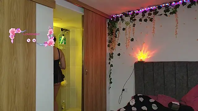 Вебкам-шоу andraa_rossee