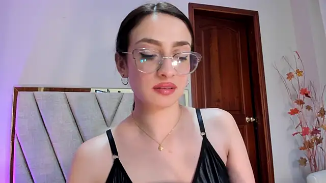 Chat +18 de AndraCyruss ao vivo