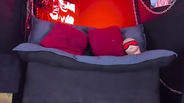 KatrinaStone Chat XXX in diretta