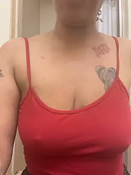 Desirae_Luciano Chat XXX in diretta