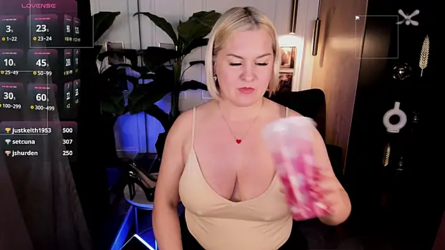Živý XXX chat YolandaKiss
