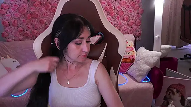 Chat XXX en directo de CarolinaaFoxyyy