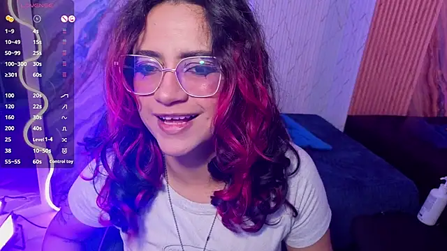 kristen_tay 现场XXX聊天