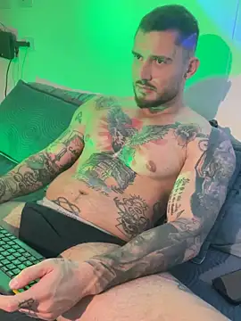 Chat +18 de DimitriSullivan_ ao vivo