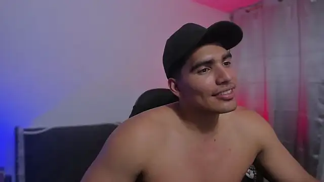 Živý XXX chat JamesGraay