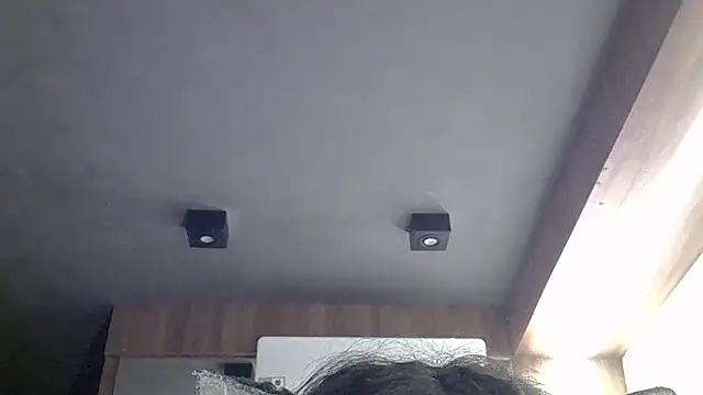 Chat +18 de SkinnyKitten ao vivo