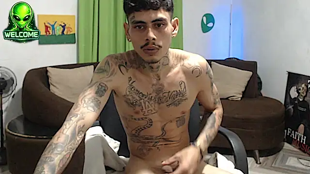 Chat XXX en directo de alpha_zom