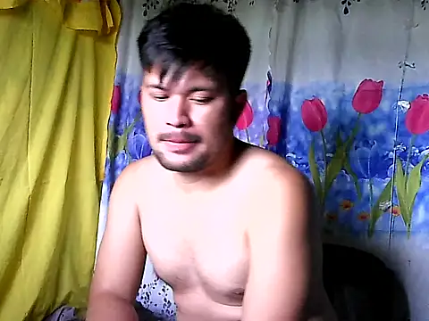 HairyHottestpinoyHandsome's Webcam Show