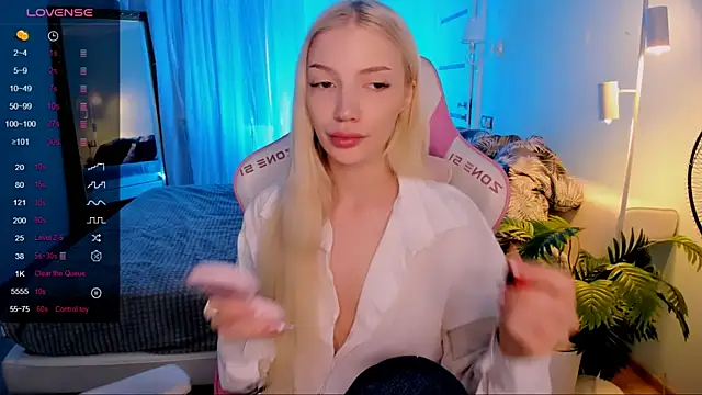 AnyaTaylor_: απευθείας συνομιλία ΧΧΧ