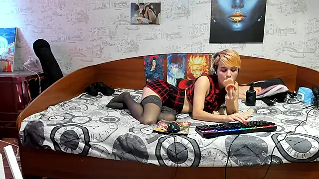 KagamiTayga Chat XXX in diretta