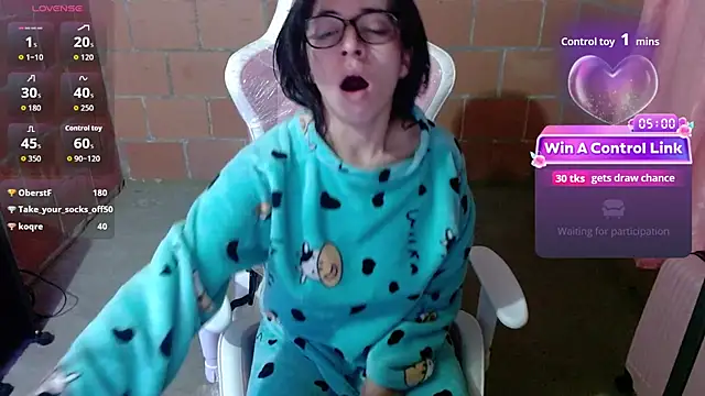 Онлайн чат XXX Maggie_Fox3