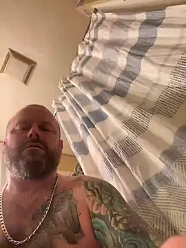 Thickirishcock850 在線直播表演