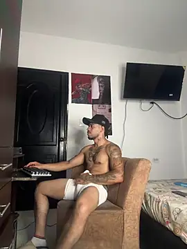 Kenny_romano Adlı Modelin Web Kamerası Şovu