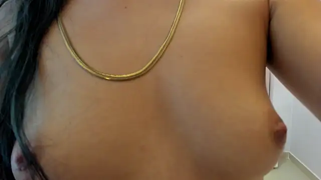 doll_skinny18's Live XXX Chat