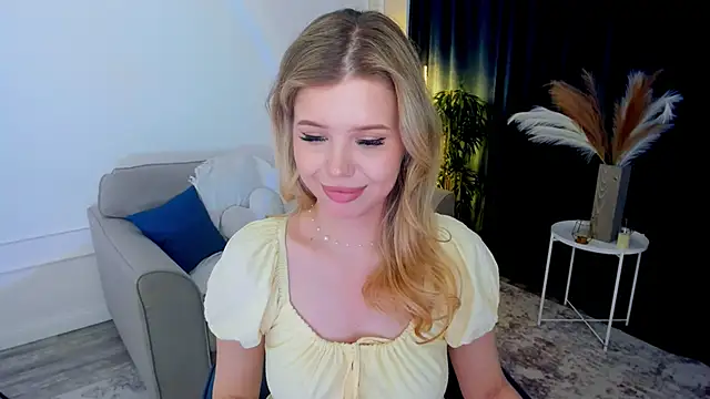 FollowLovee's Live XXX Chat