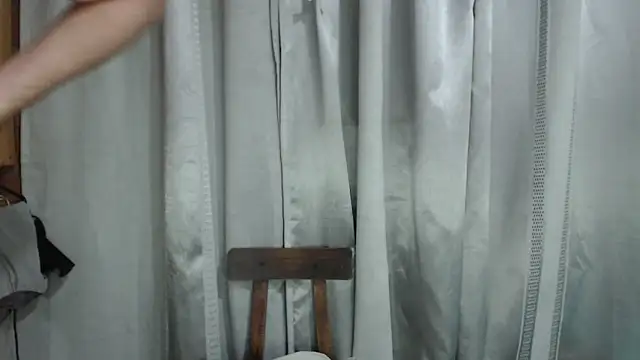 Armando_2002 Adlı Modelin Canlı XXX Sohbeti