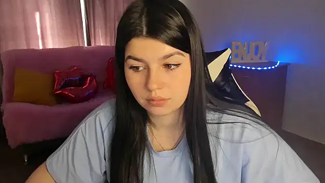Živý XXX chat KisaModel
