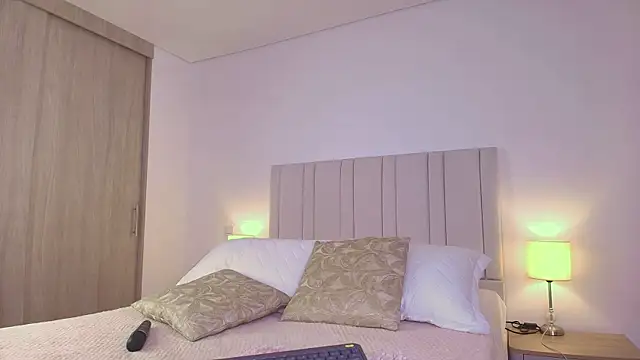 Anna-Lynn 라이브 XXX 채팅