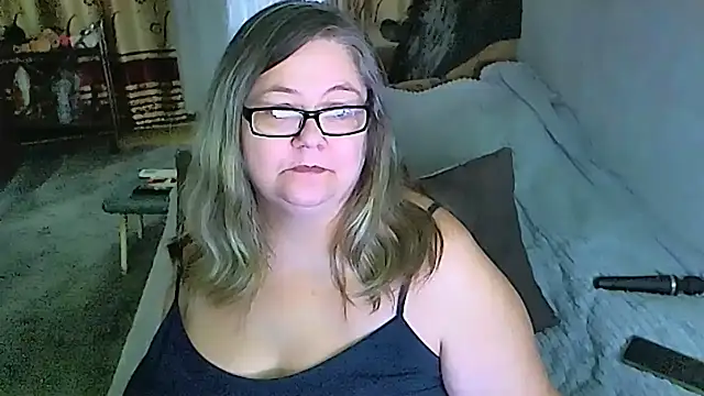 sex2 élő XXX-chatje