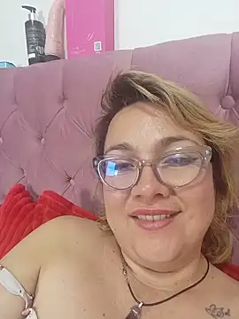 AnyaLuxx Live XXX-Chat