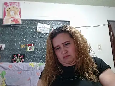 Chat XXX en directo de Perla1981--