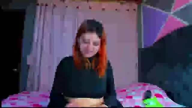 Emmily_Walker 라이브 XXX 채팅