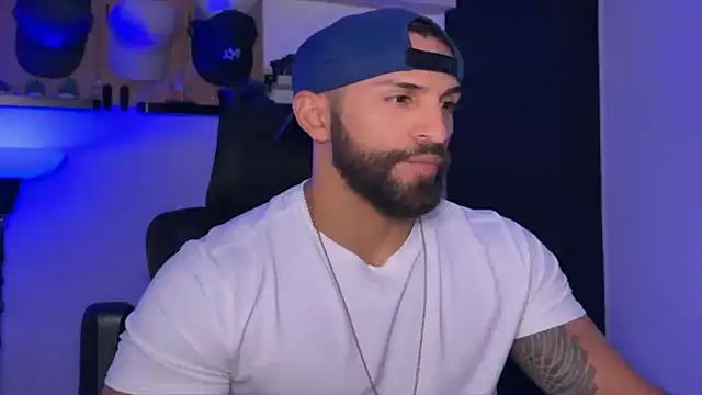 Show modela SamDornan51 na web-kameri