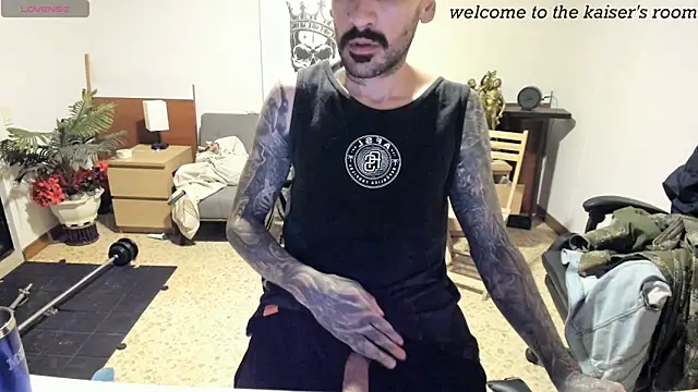 Chat XXX ao vivo de kaiser679_